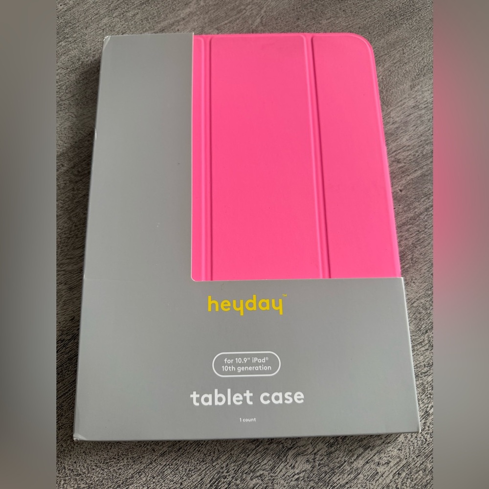 Tablet case. Heyday neon pink 10.9”iPad 10th Gen. tri-fold. New in box